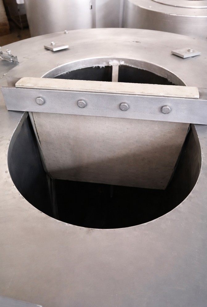 Hochdichte Kalziumsilikatplatte 800 kg/m³ mit Kohlefaser (Carbon Fiber) – Hochtemperatur Dämmung