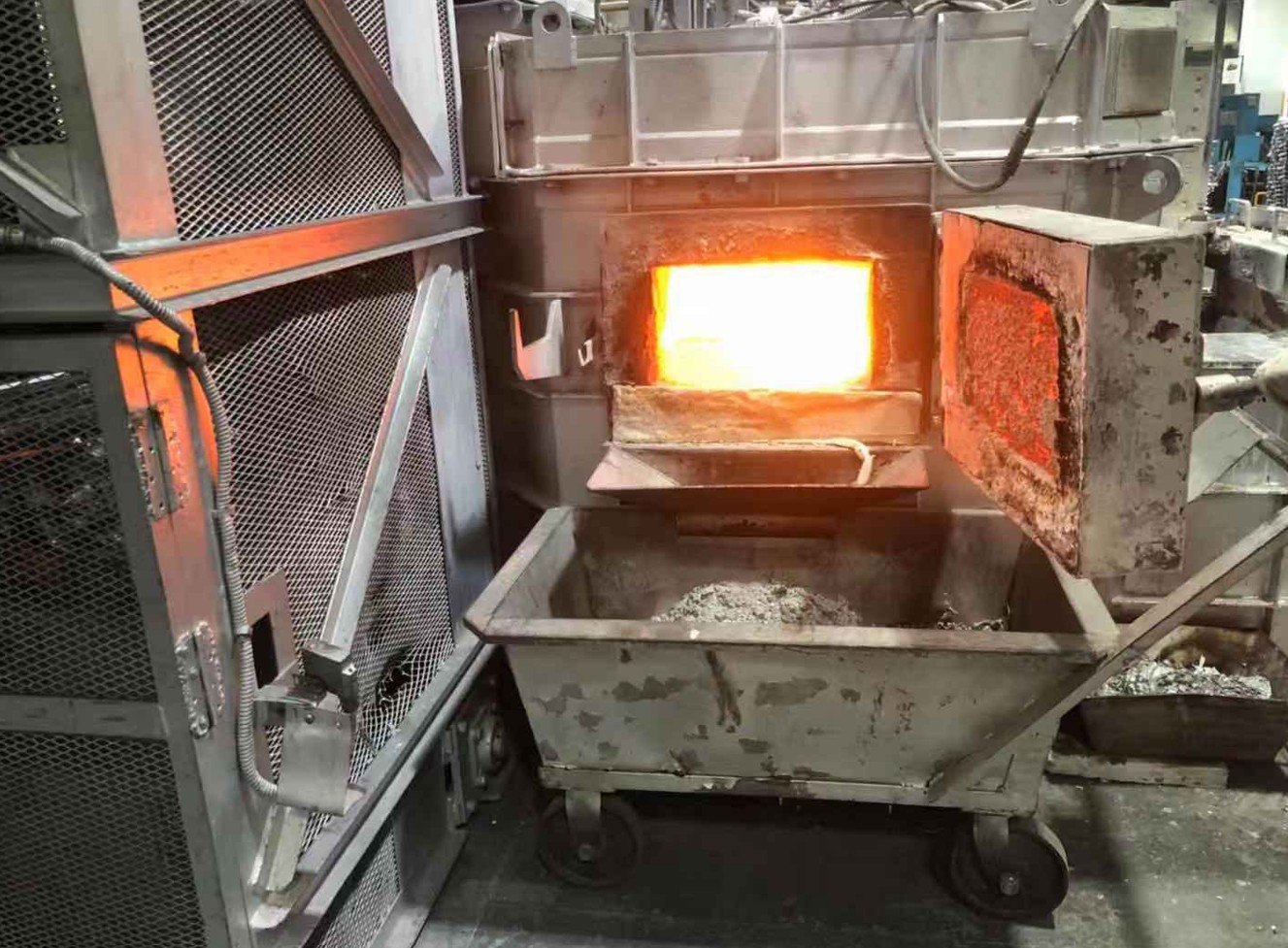 Molten Aluminum Insulation Board: Why 1020kg/m³ Calcium Silicate Is the Foundry Standard